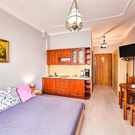 Visit Baltic - Trzy Korony Apartment ชวีโนวิชแจ ภายนอก รูปภาพ