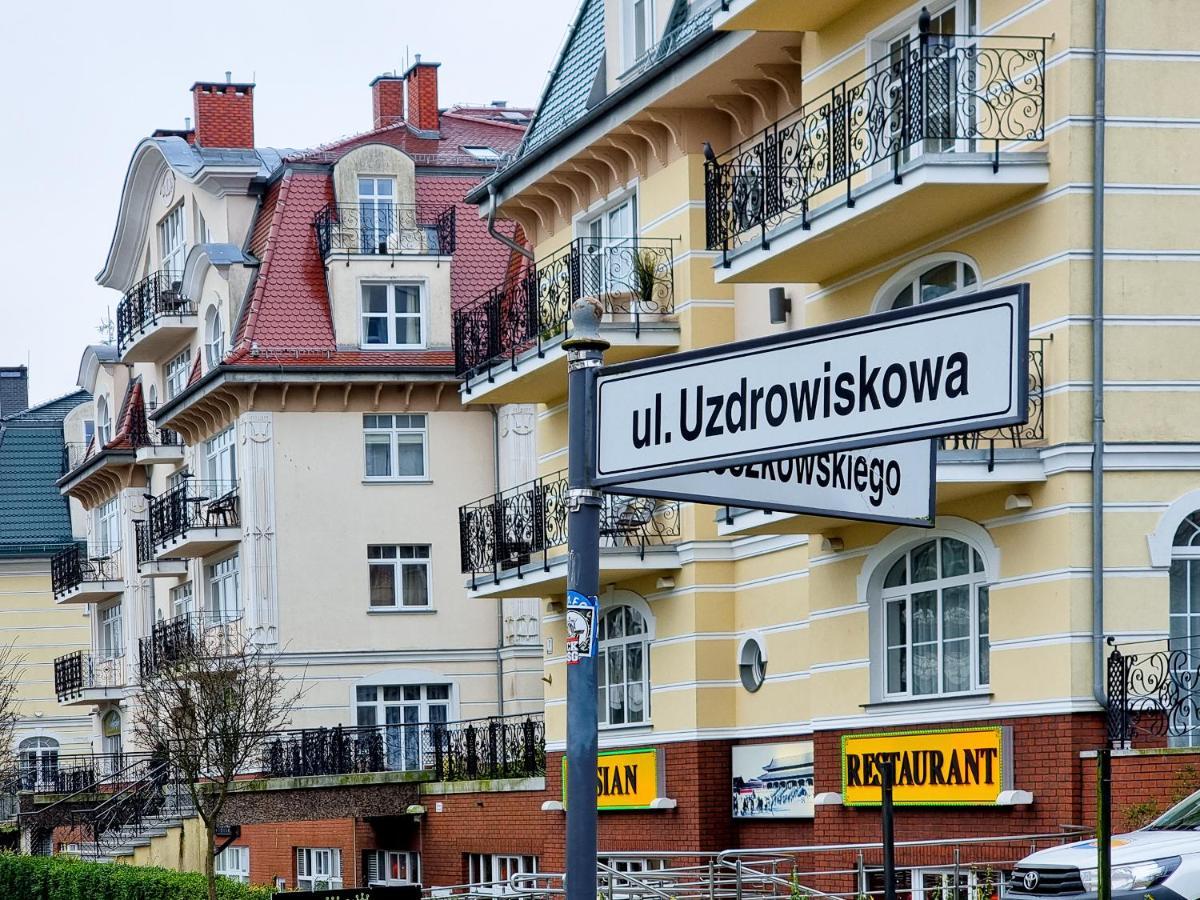 Visit Baltic - Trzy Korony Apartment ชวีโนวิชแจ ภายนอก รูปภาพ