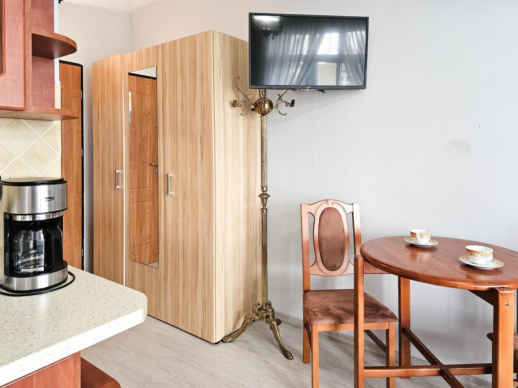 Visit Baltic - Trzy Korony Apartment ชวีโนวิชแจ ภายนอก รูปภาพ