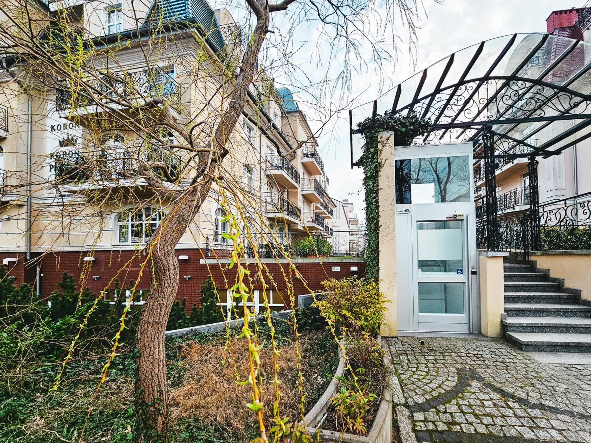 Visit Baltic - Trzy Korony Apartment ชวีโนวิชแจ ภายนอก รูปภาพ